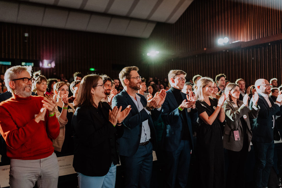Applaus fürs Ehrenamt beim Deutschen Nachbarschaftspreis